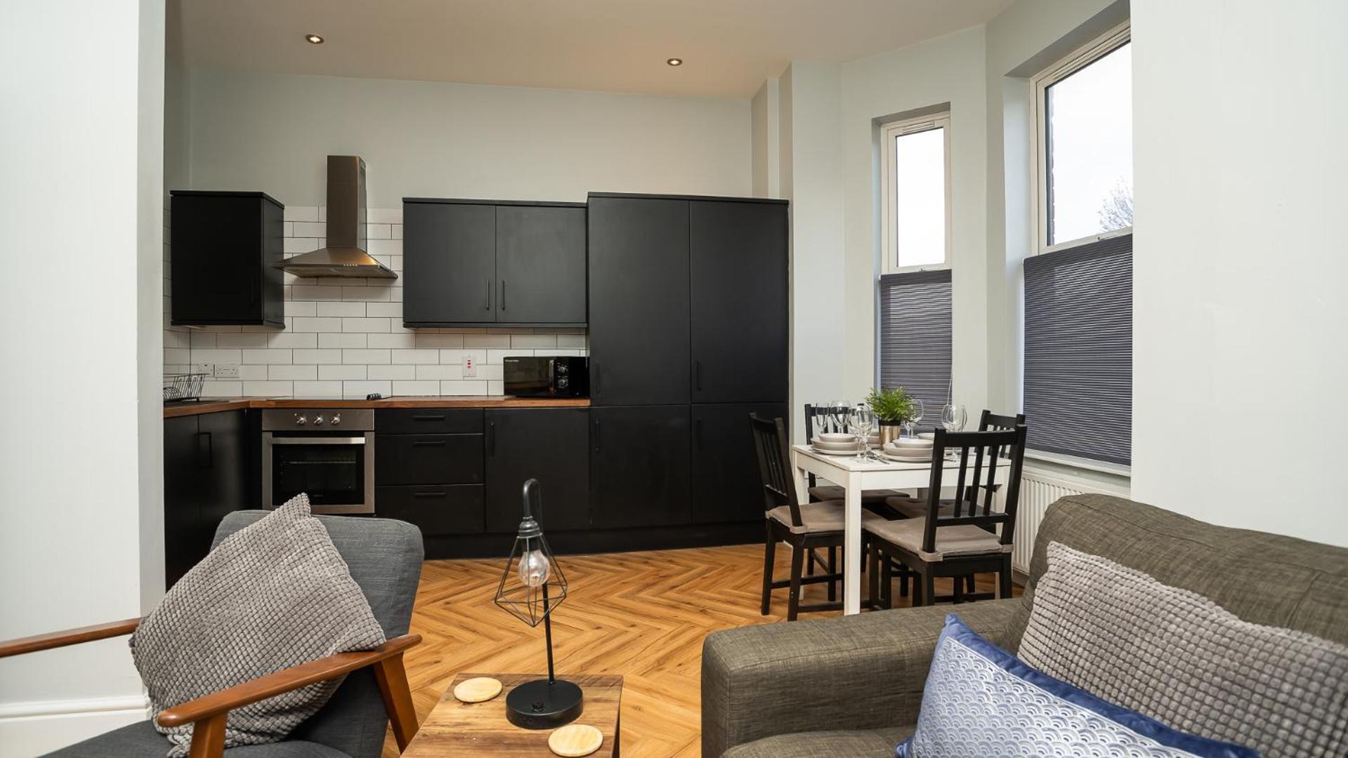 2 Bdr & 1 Bdr Apartments At Queens Uni By Belfast City Breaks ภายนอก รูปภาพ